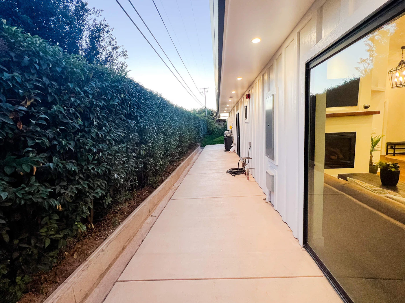 Farlow Elevation 10