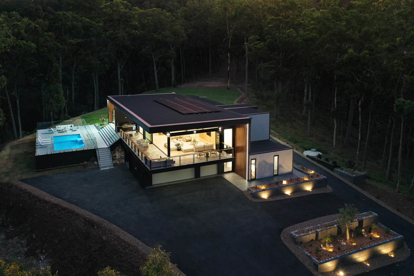 Varley Elevation 18